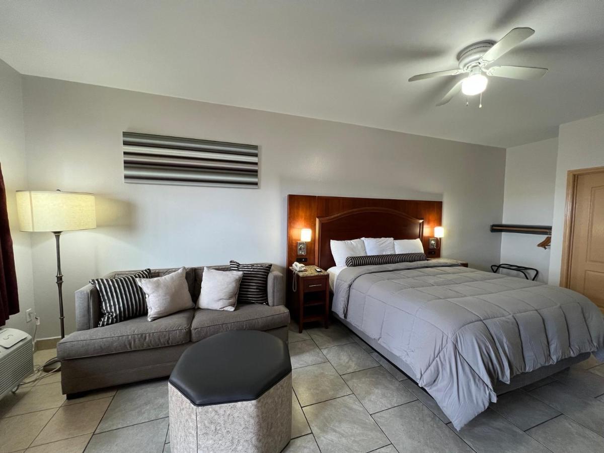 Casa Rosa Inn 伊莎贝尔港 外观 照片