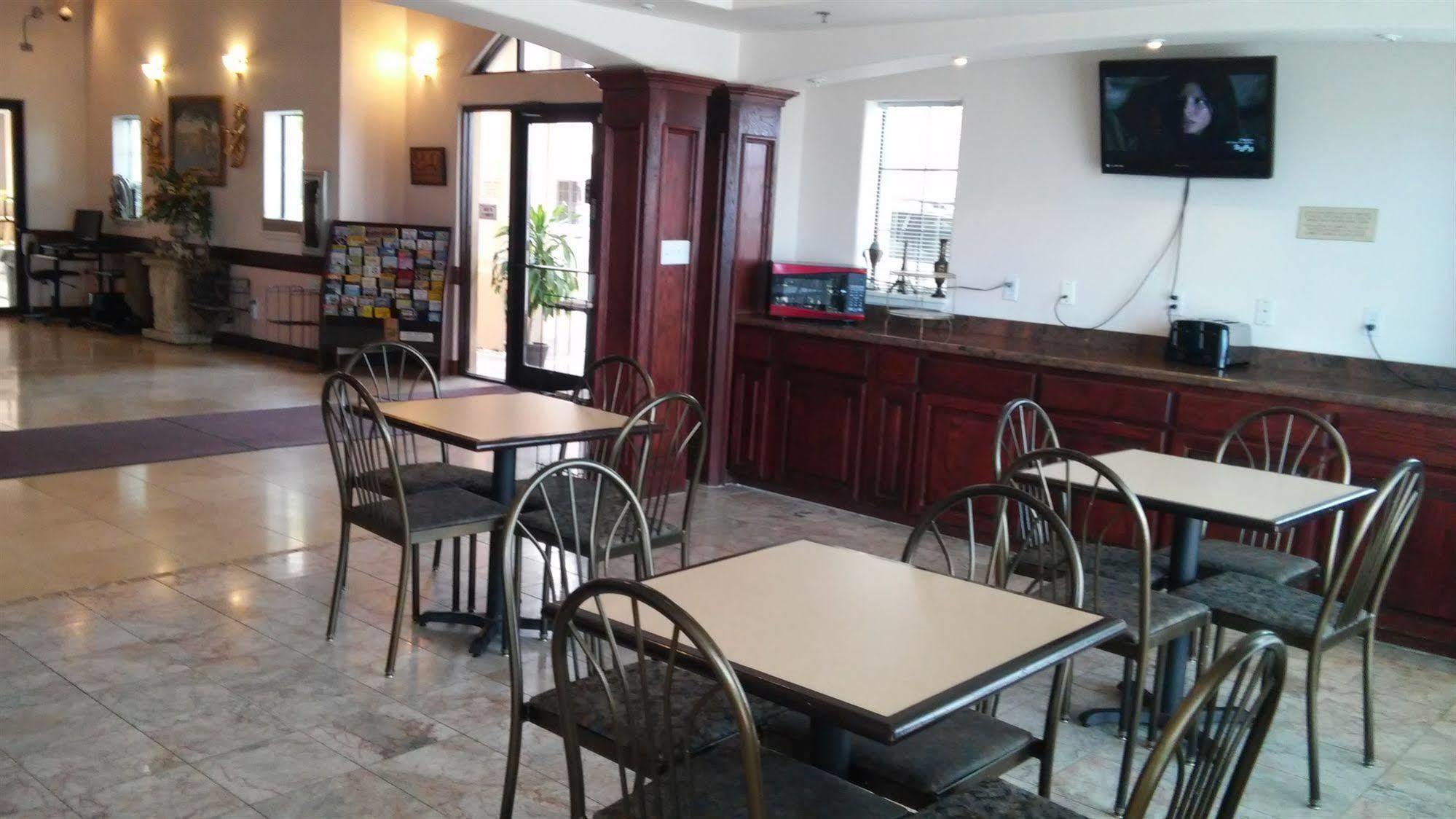 Casa Rosa Inn 伊莎贝尔港 外观 照片